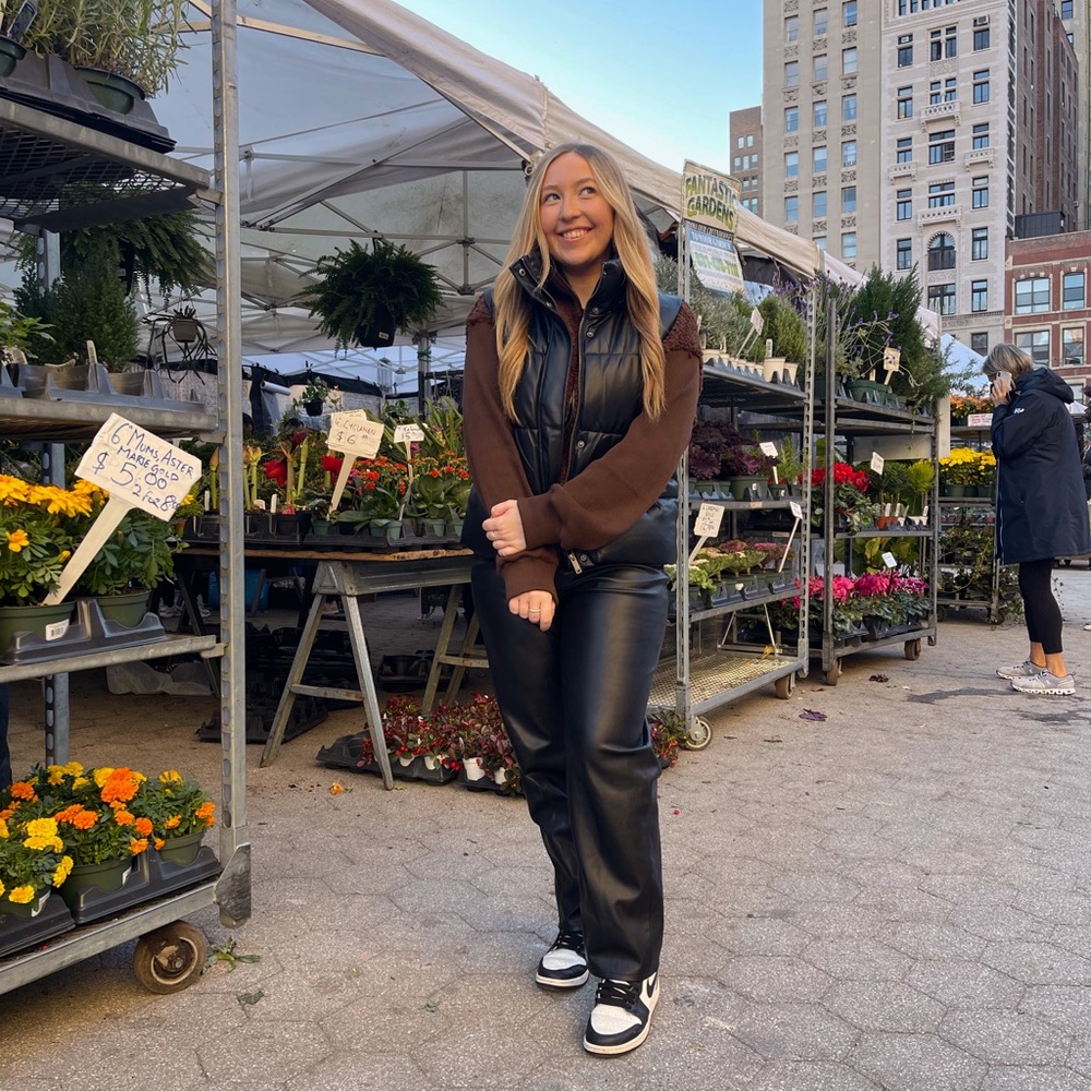 Meet your Posher, Molly